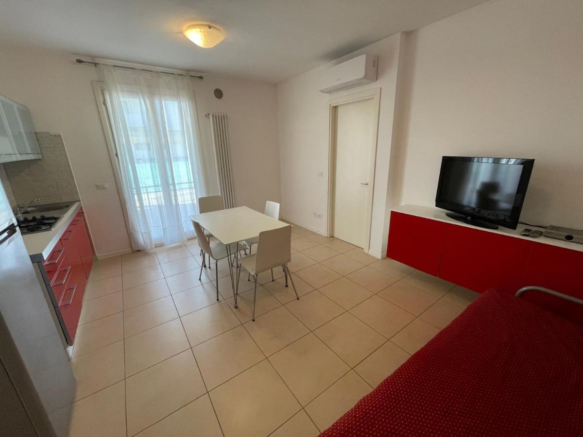Residence Al Mare - Agenzia Cocal กาออร์เล ภายนอก รูปภาพ
